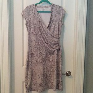 Athleta cap sleeve dress